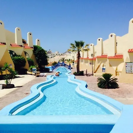 Super Y Amplio Apto Con Airco, Planta Baja En Mareverde 아파트